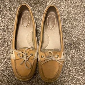 Sperry shoes great condition, size 9.5